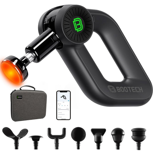 Pistola de masaje Bootech negra con accesorios, funda y control vía app para recuperación deportiva.